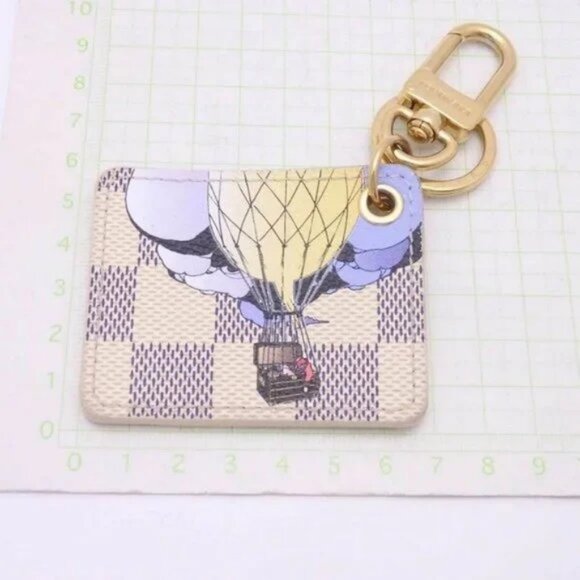 Auth Louis Vuitton Damier Azur Illustre Keyring - Picture 10 of 16
